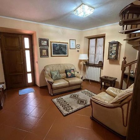Вилла La Casa Di Franco Ruosina Экстерьер фото