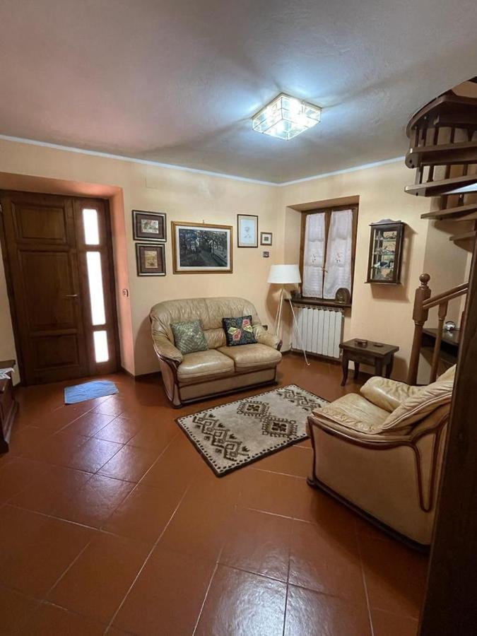 Вилла La Casa Di Franco Ruosina Экстерьер фото